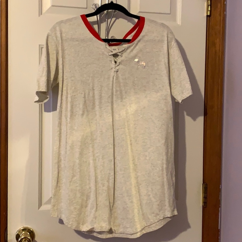 Victoria’s Secret PINK tshirt